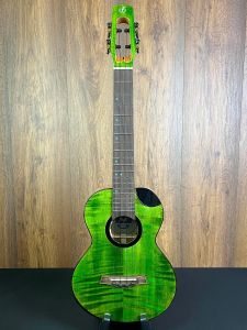 Flight Comet All Solid Flamed Maple/Mango Green Electro Acoustic Tenor Ukulele w/Gigbag #6588
