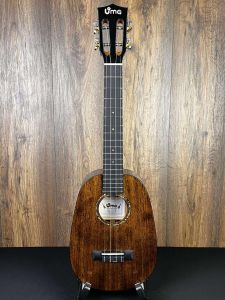 Uma UK-20STP-BK Black Mahogany Pineapple Tenor Ukulele