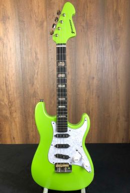 Fanner Exosphere Solid Body Electric Tenor Ukulele - Candy Apple Green