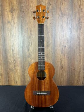 Kamaka HF-3 Solid Hawaiian Koa Tenor Ukulele w/Hard Case #240988