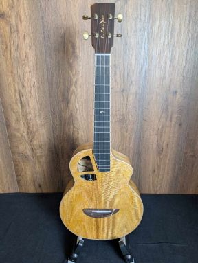 L.Luthier Le Manga Electro Tenor Ukulele Solid Mango in gigbag #2