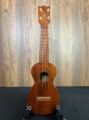 USED 1920's Vintage Kamaka Special Mahogany Soprano w/hard case