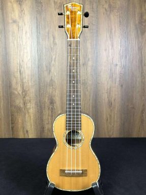 B-stock Ohana SK250M Long Neck Soprano Solid Cedar Top & Solid Acacia Back & Sides