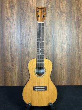 Kala KA-SCAC-C Solid Cedar Top Acacia Back and Sides Concert Ukulele