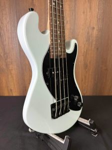 Light Blue Kala KA-SB-LB-FS 4-String Fretted uBass